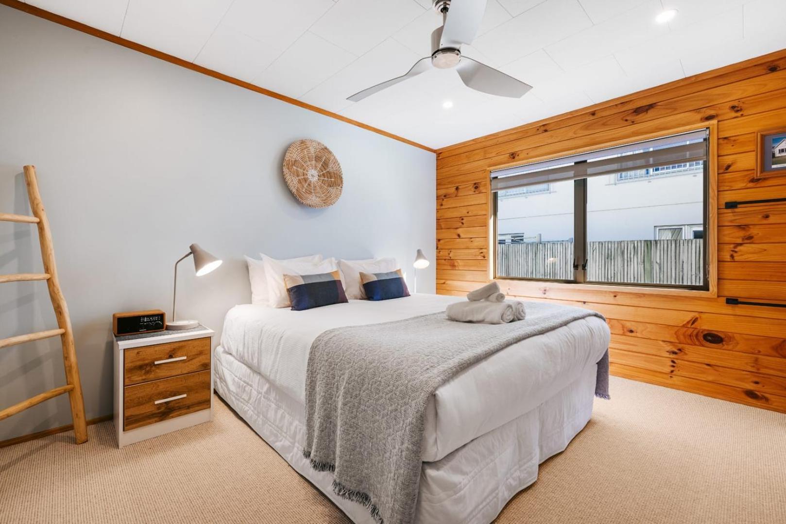 The Iconic Kiwi Bach, Full Site Downtown Mount Βίλα Mount Maunganui Εξωτερικό φωτογραφία