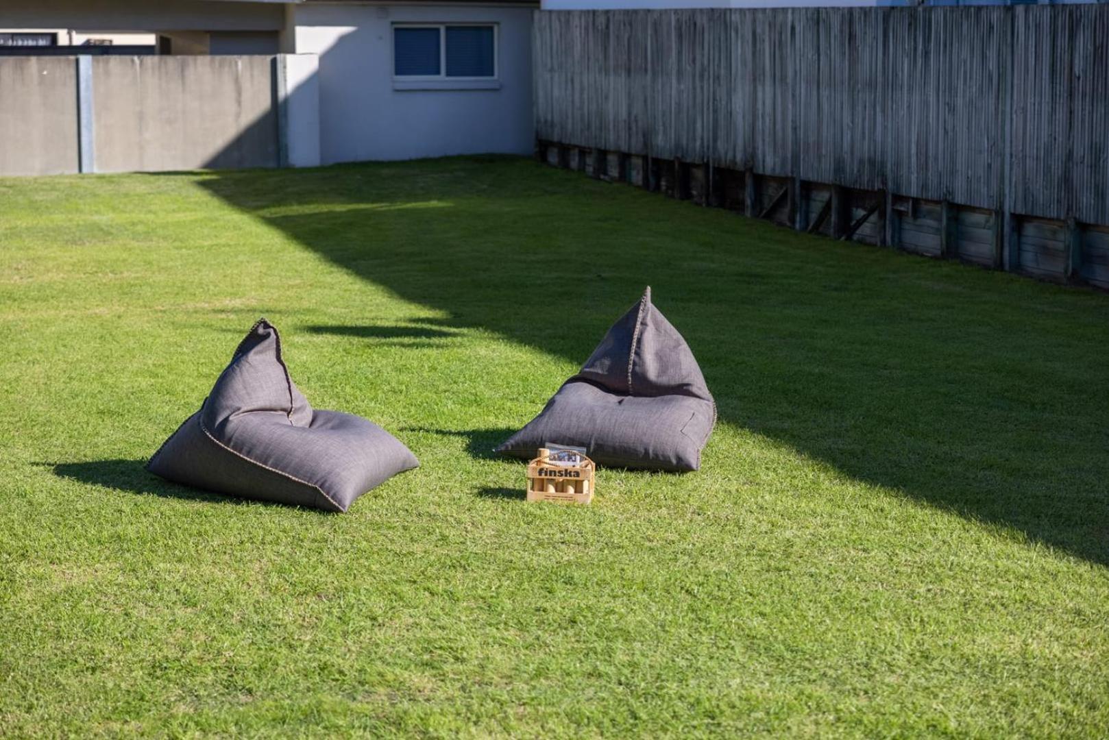 The Iconic Kiwi Bach, Full Site Downtown Mount Βίλα Mount Maunganui Εξωτερικό φωτογραφία