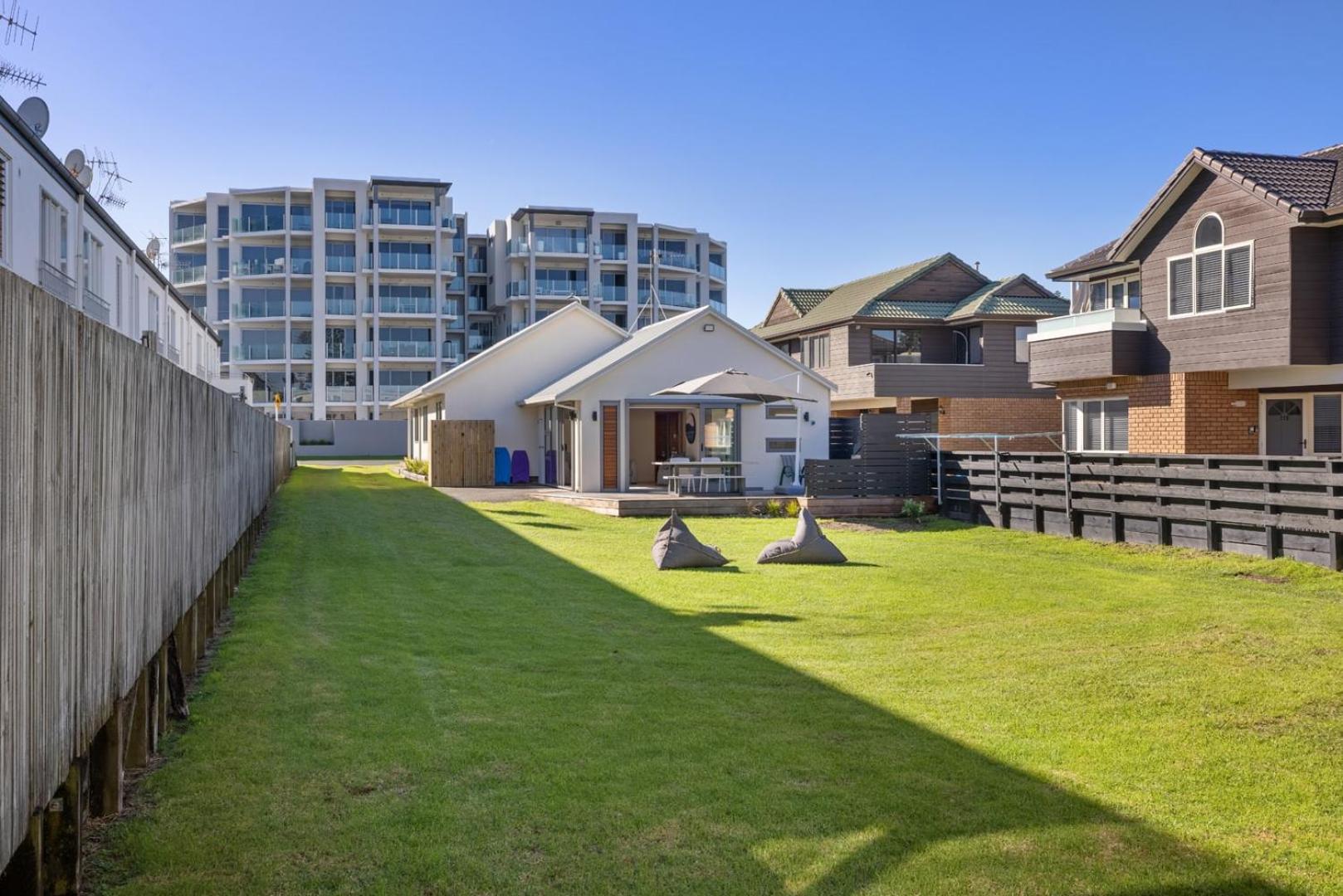 The Iconic Kiwi Bach, Full Site Downtown Mount Βίλα Mount Maunganui Εξωτερικό φωτογραφία